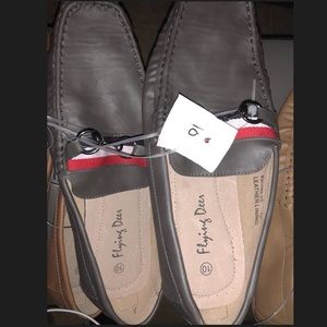 Flying Deer Gray loafers